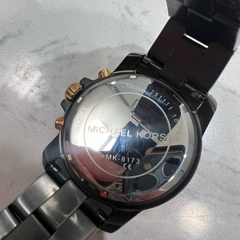 Men’s Michael Kors watch - Picture 3 of 5